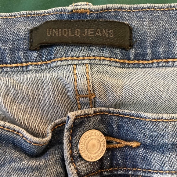 UNIQLO women's regular straight high rise jeans - Picture 4 of 6
